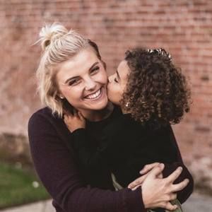 Meet your Posher, Corrinda